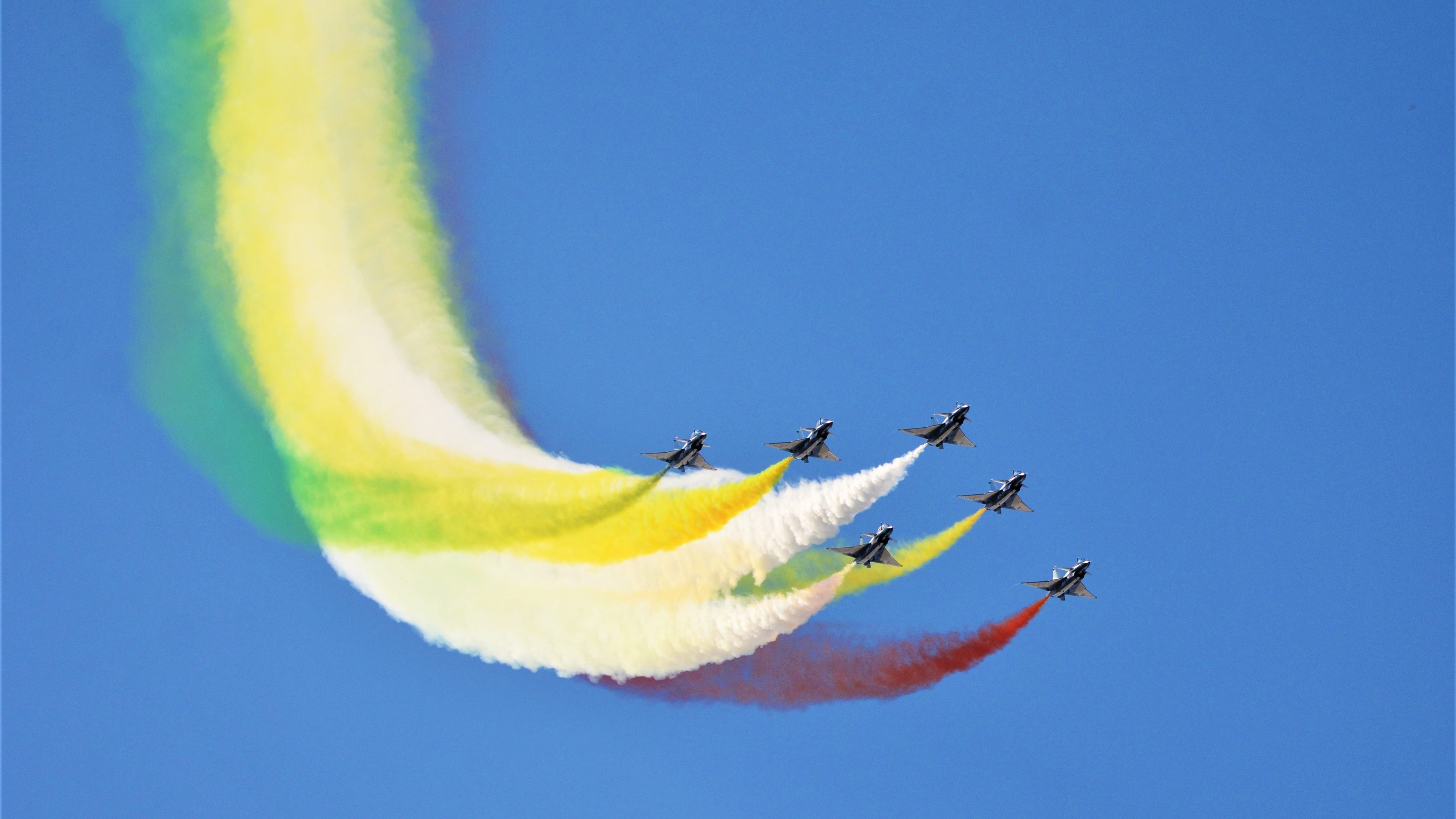 爱游戏app活动-世界杯精彩夜：激情无限，燃烧团魂！，世界杯精彩片段视频